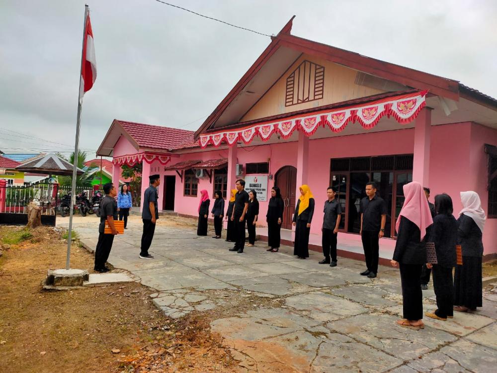 Bawaslu Kabupaten Barito Utara Peringati Hari Pahlawan Tahun 2019