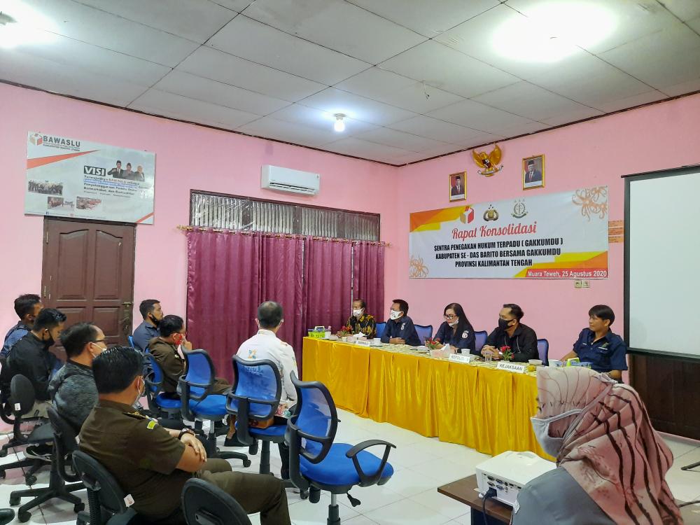 Bawaslu Kabupaten Barito Utara Tuan Rumah Rapat Kosolidasi Sentra Penegakan Hukum Terpadu (Gakkumdu) Se-DAS Barito