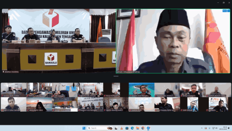 Ketua Bawaslu Kalteng Satriadi saat menutup rapat pembahasan P2P 2026, Selasa(28/4/2026).