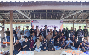 Komisioner Bawaslu Barito Utara Bersama Seluruh Jajaran Panwascam Se-Kabupaten Barito Utara