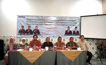 Anggota Bawaslu Puadi Bersama Anggota Bawaslu Kalteng dan Anggota Bawaslu Barut
