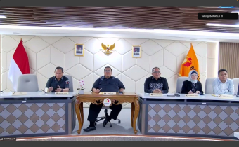 Ketua Bawaslu Rahmat Bagja beserta jajaran pimpinan melakukan rapat daring di ruangan Command Center Bawaslu, Jakarta pada Selasa, (12/08/2025)/Foto: Tangkapan Layar Zoom